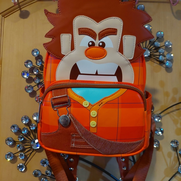 Wreck it Ralf Loungefly backpack - Picture 2 of 5